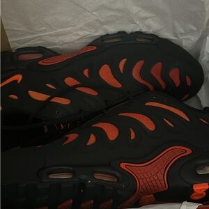 Brand new air max plus drift size 9 men